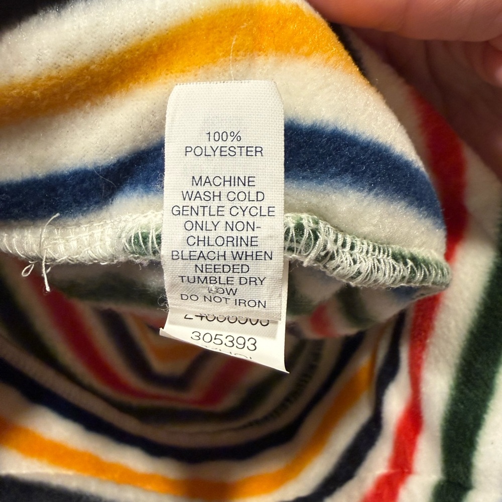 GAP Kids Striped Winter Hat - Picture 6 of 6
